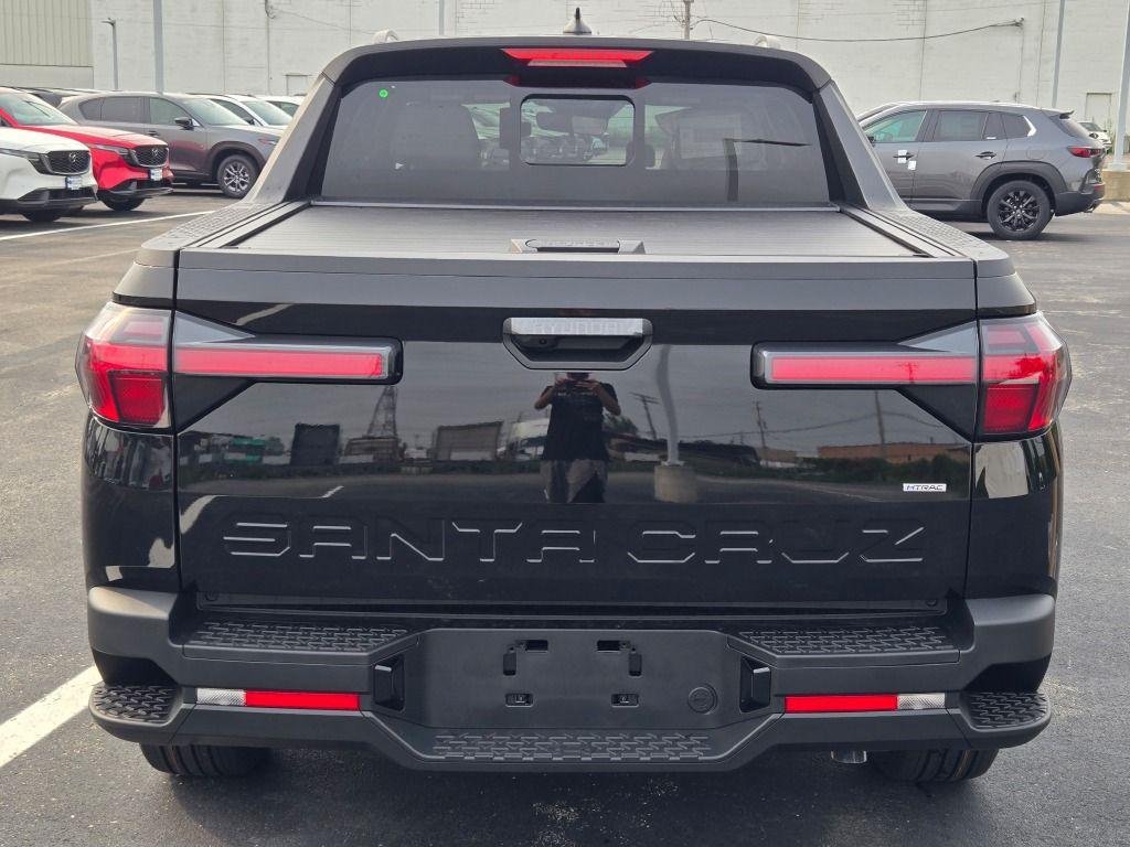 New 2026 Phantom Black Hyundai SEL Activity AWD image 11