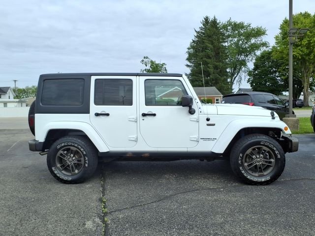 Used 2017 White Jeep Unlimited Sahara image 8