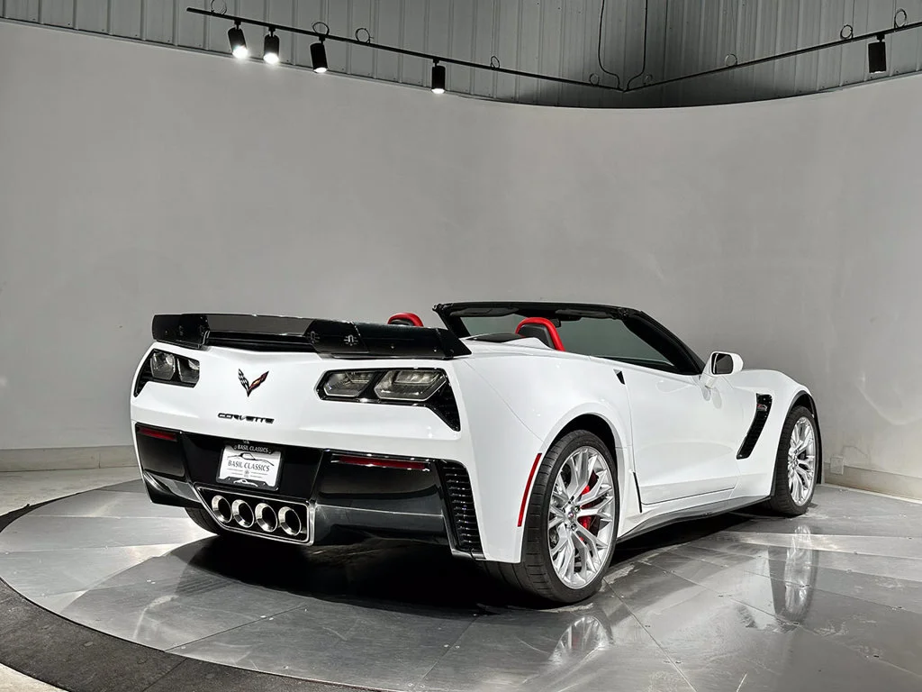 Used 2016 Arctic White Chevrolet Z06 3LZ image 9