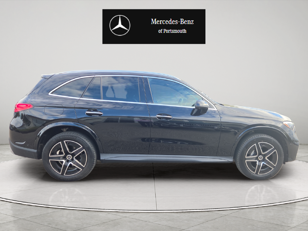 Used 2023 Black Mercedes-Benz GLC 300 image 6