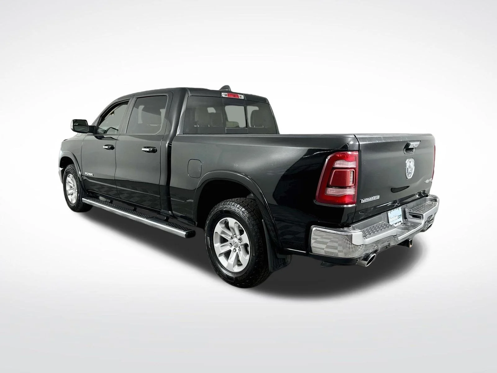 Used 2021 Diamond Black Crystal Pearlcoat Ram Laramie image 6