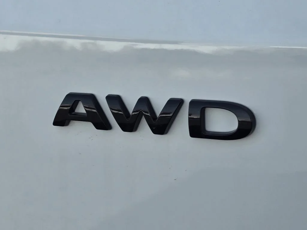 New 2026 Oxford White Ford XLT image 25