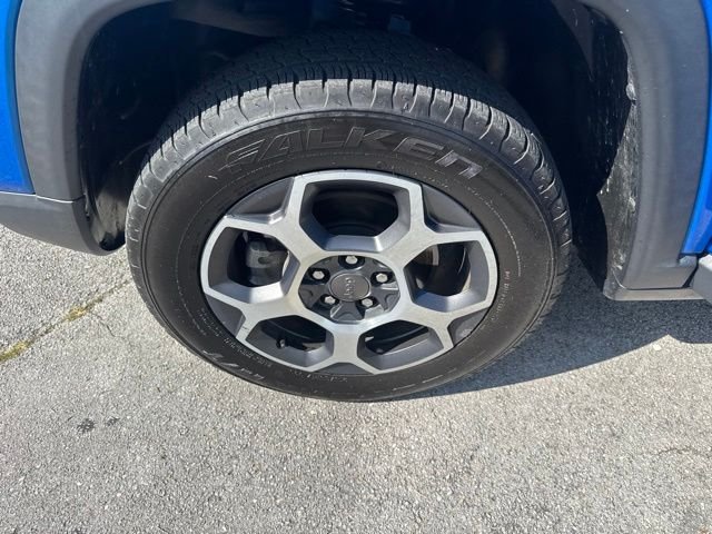 Used 2022 Blue Jeep Trailhawk image 17