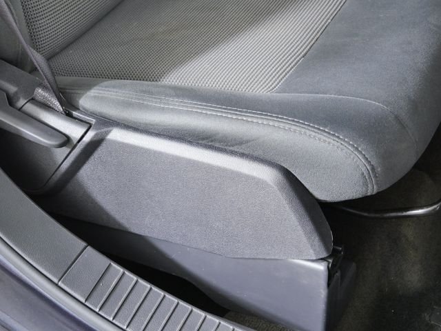 Used 2015 Gray Jeep Altitude image 12