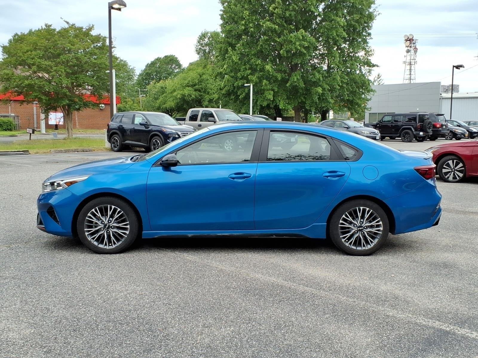 Used 2023 Sporty Blue Kia GT-Line image 3