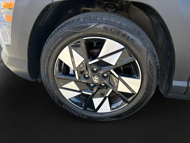 Used 2025 Ecotronic Gray Pearl Hyundai SEL image 11