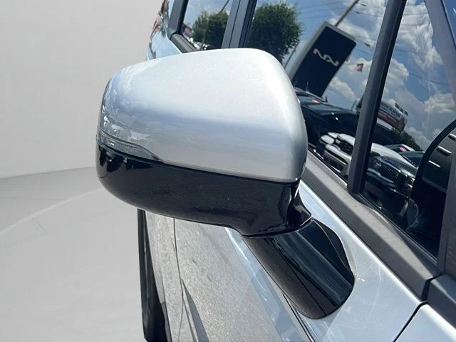 Used 2023 Silver Kia LX Seat Package image 26