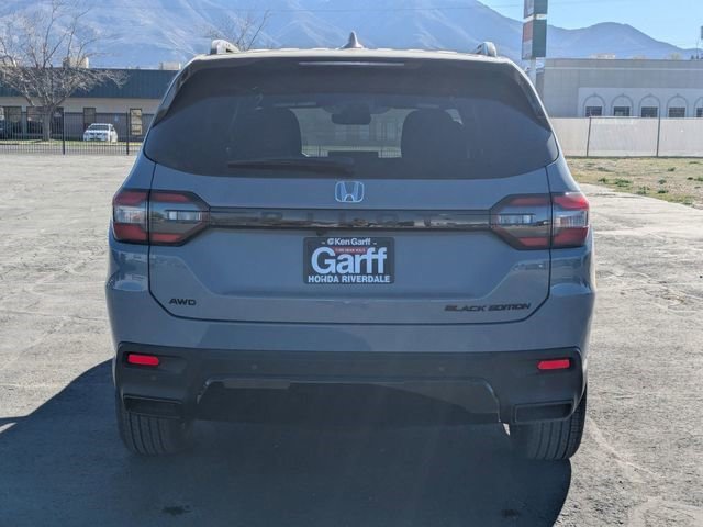 New 2026 Sonic Gray Pearl Honda Black Edition image 4