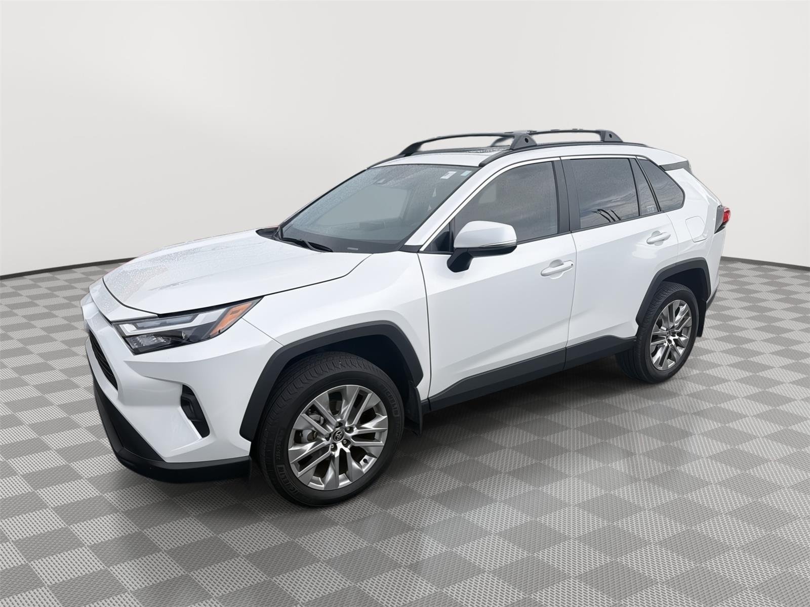 2025 Toyota RAV4 XLE Premium FWD's photo