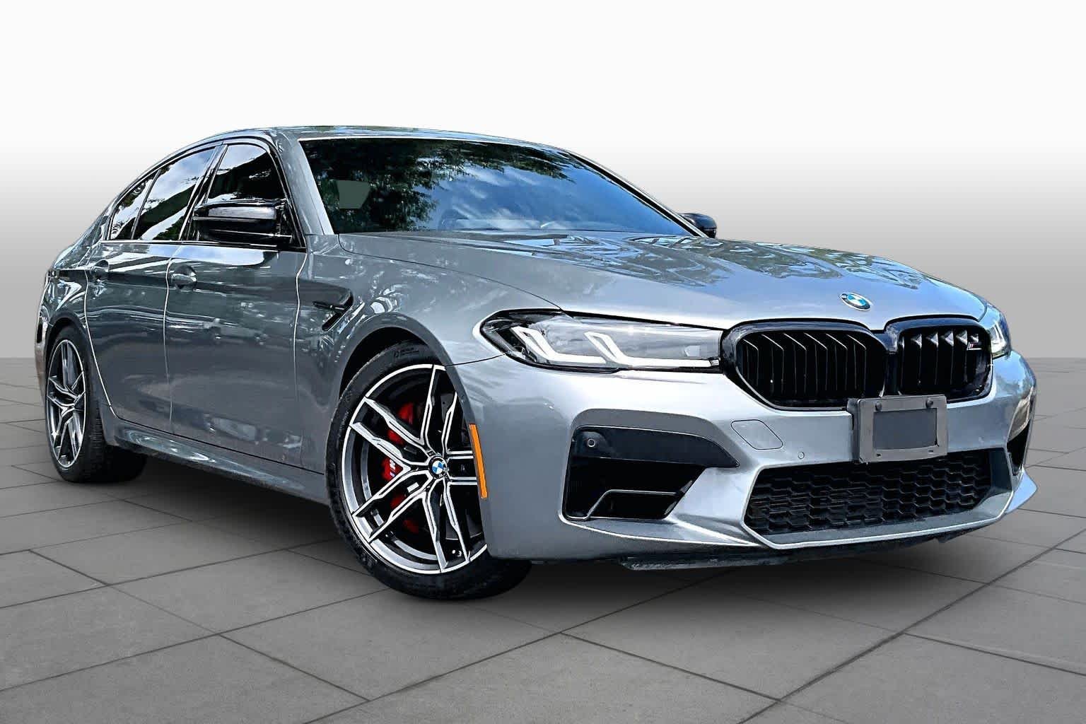 Used 2023 Skyscraper Grey Metallic BMW  image 3