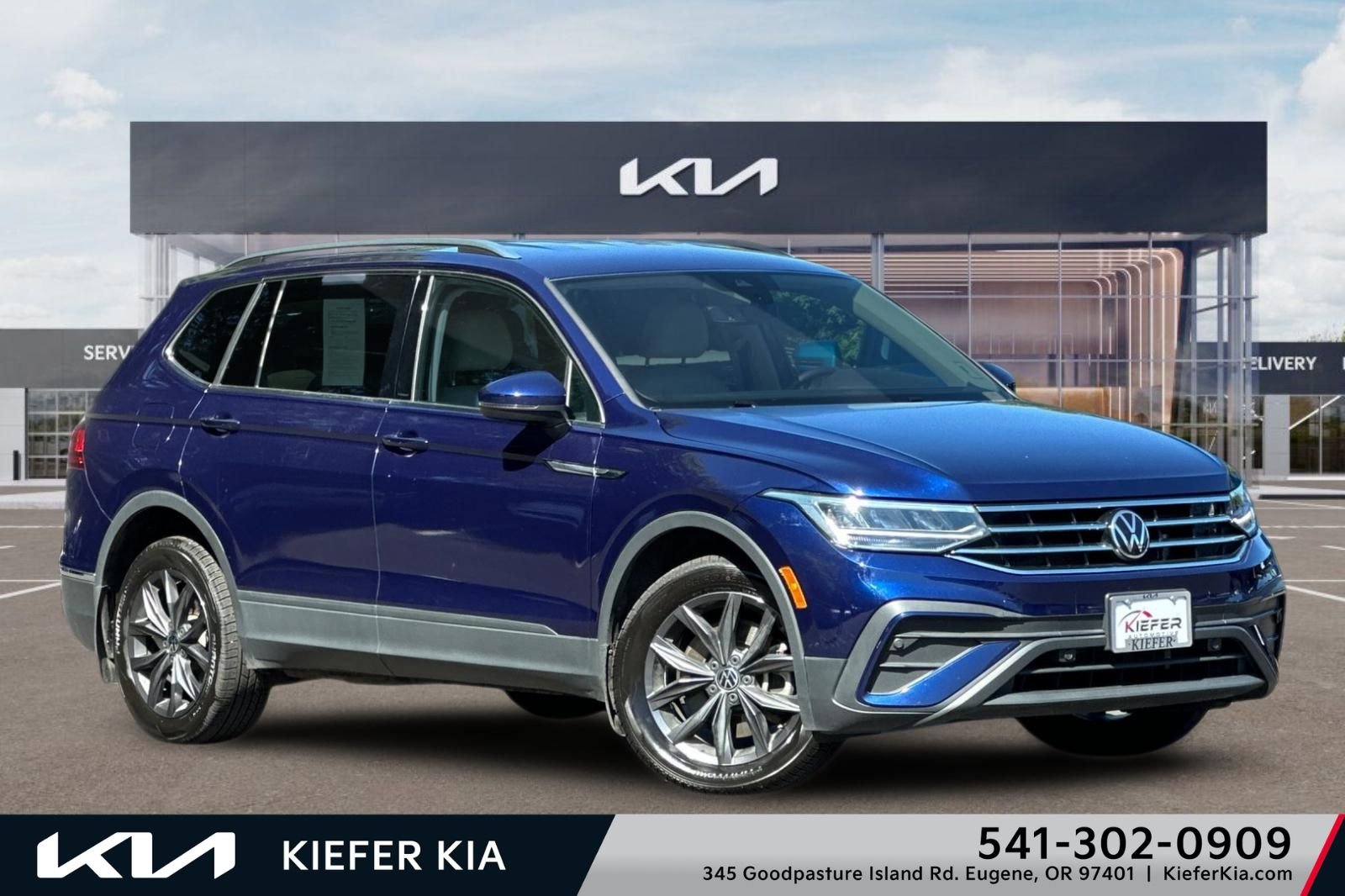 Used 2023 Blue Volkswagen 2.0T SE image 1