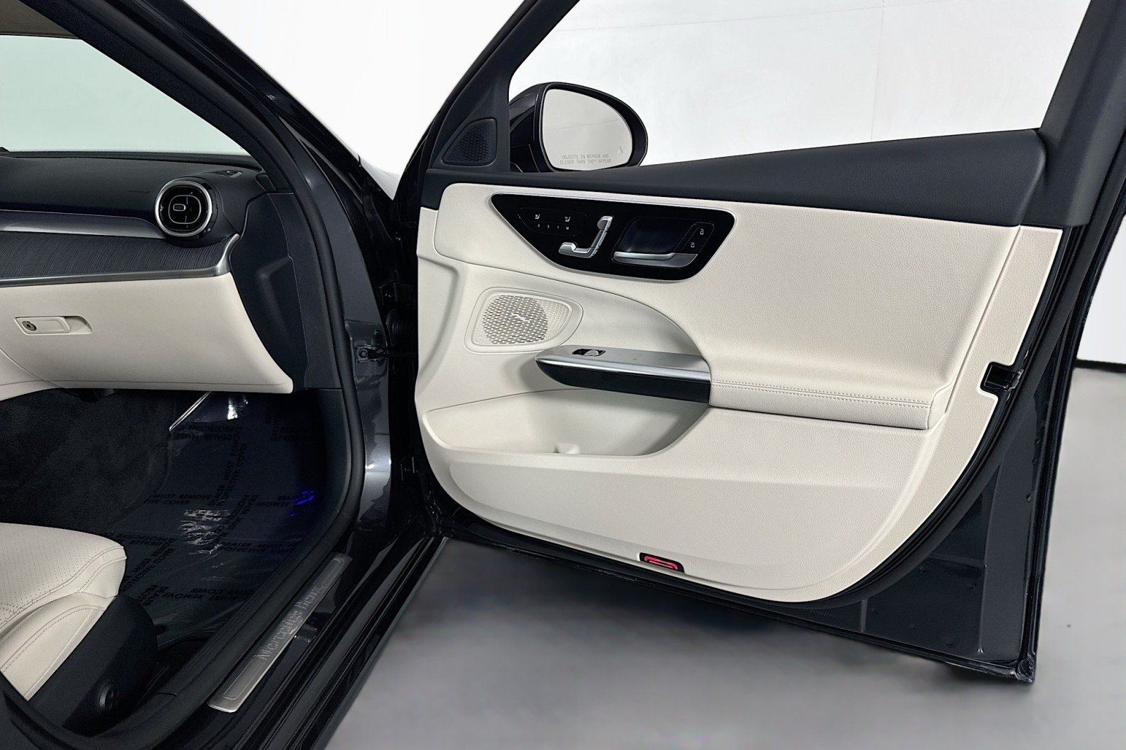 New 2026 Graphite Grey Metallic Mercedes-Benz C 300 Sedan image 23