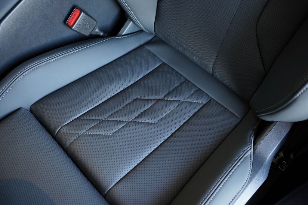 Used 2026 Dark Graphite BMW 30 xDrive image 11