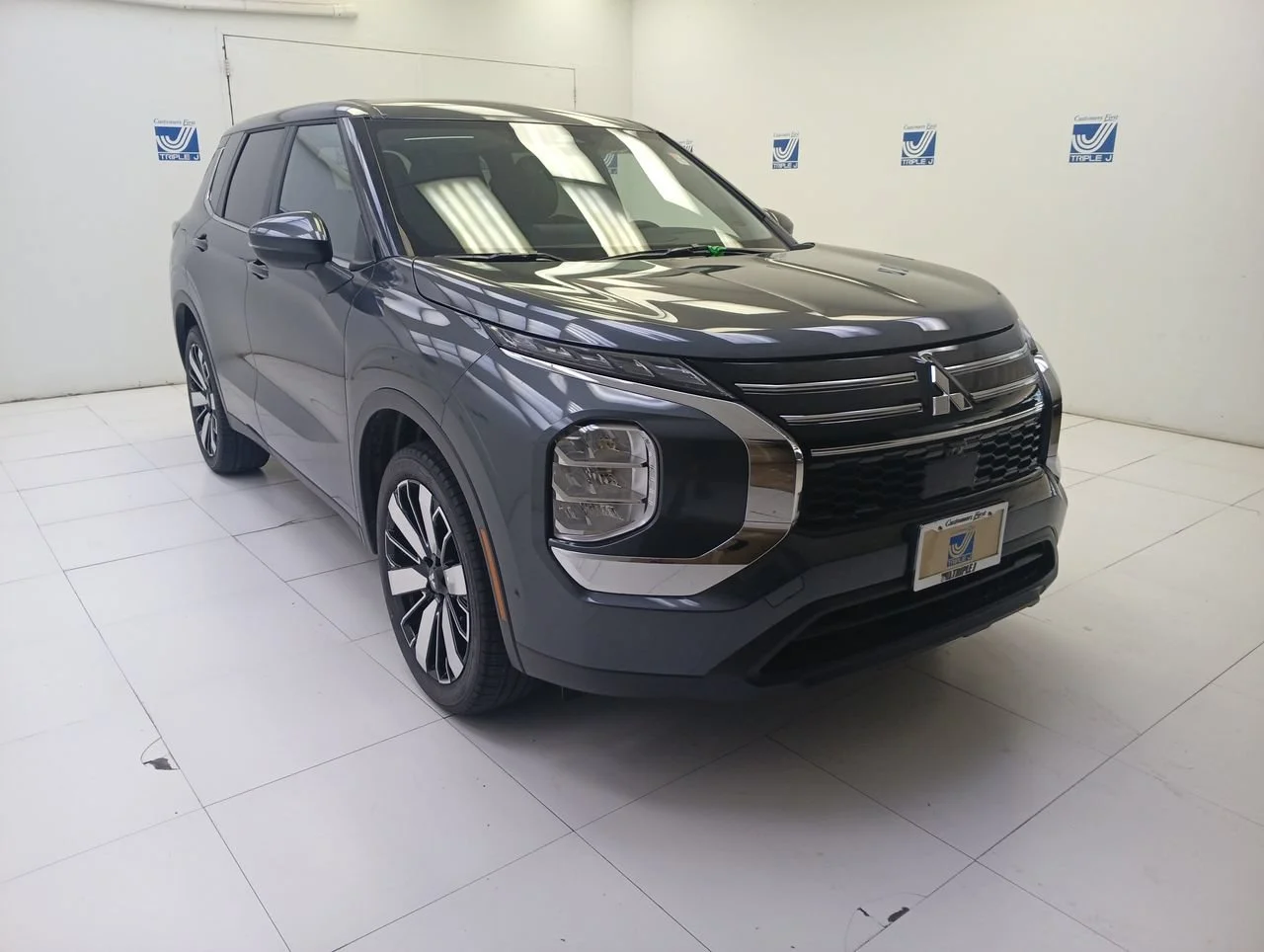 2026 Mitsubishi Outlander