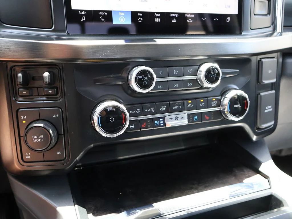Certified Used 2024 Oxford White Ford Lariat image 37