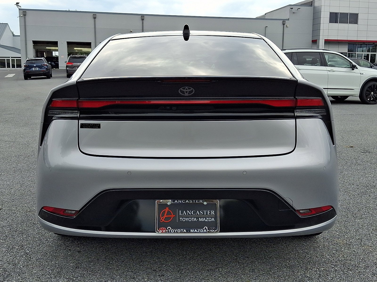 Certified Used 2025 CUTTING EDGE Toyota Limited image 6