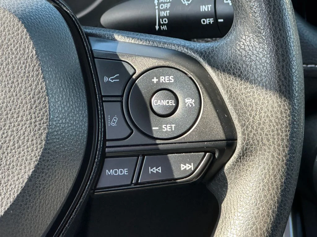 Used 2020 Black Toyota LE image 18