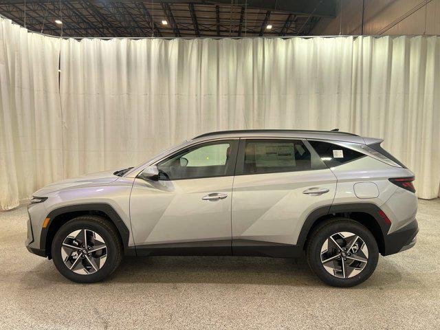 New 2026 Shimmering Silver Hyundai SEL AWD image 6