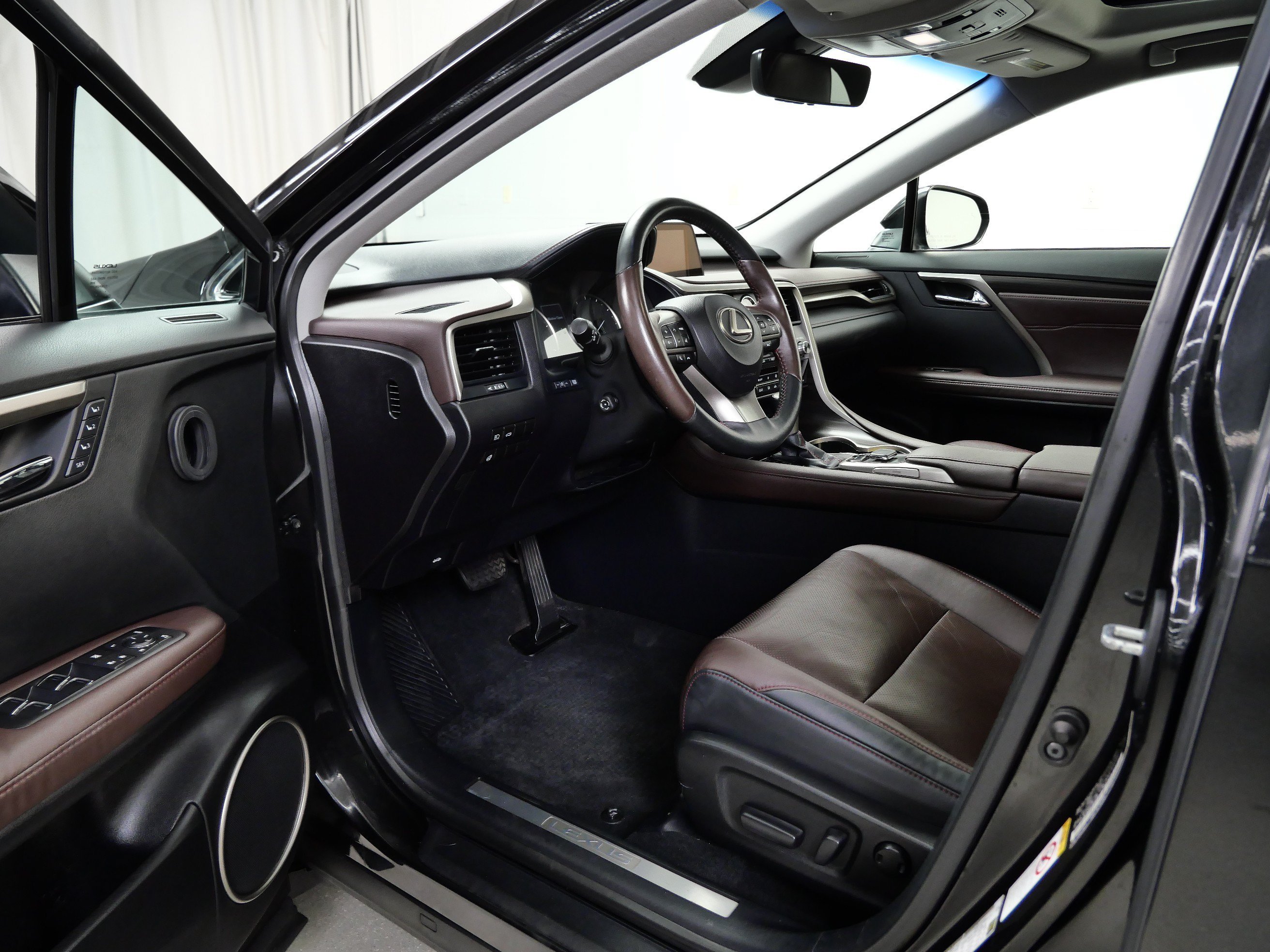 Used 2016 Black Lexus F Sport image 14