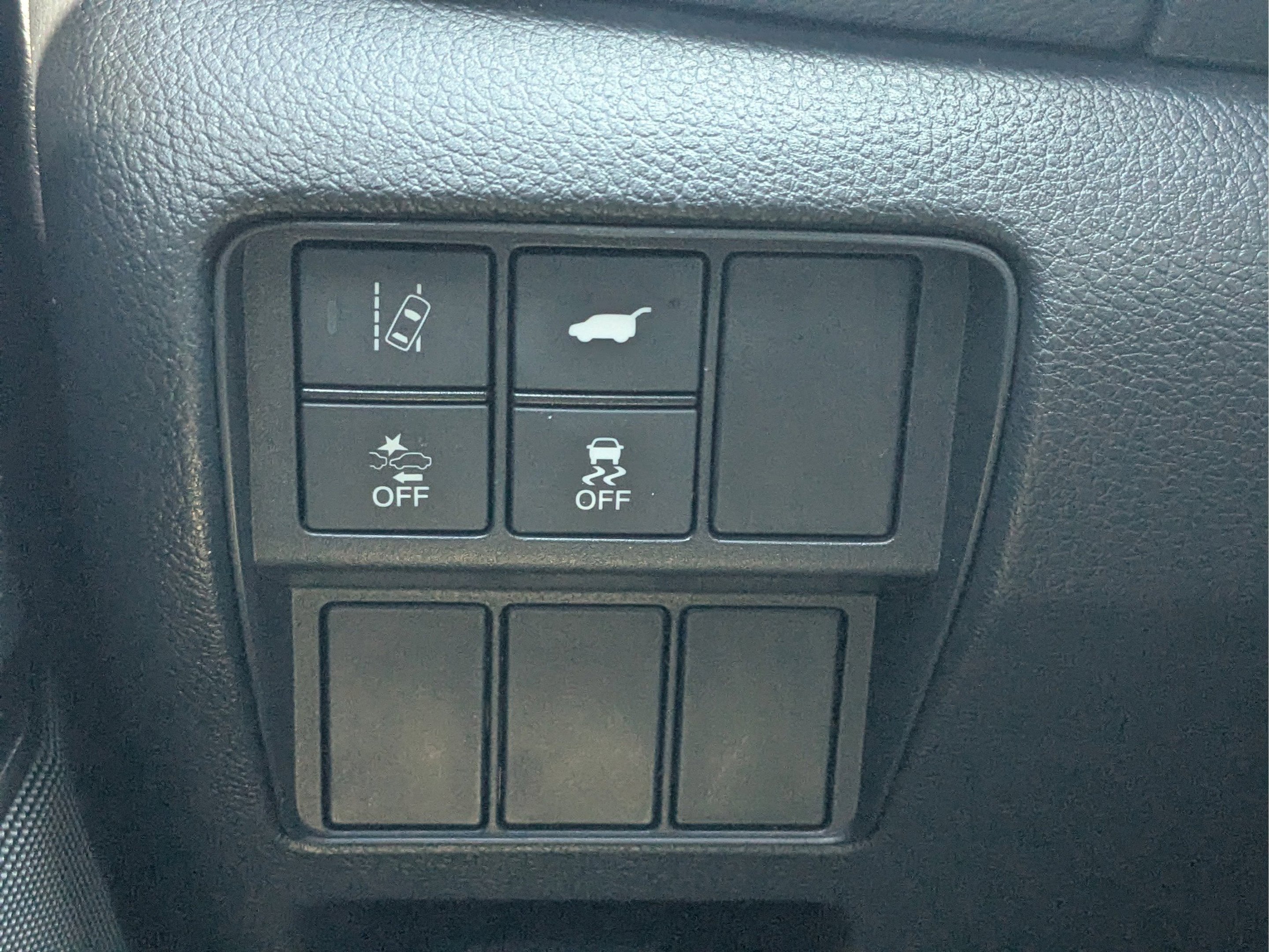 Used 2019 Modern Steel Metallic Honda Touring image 18