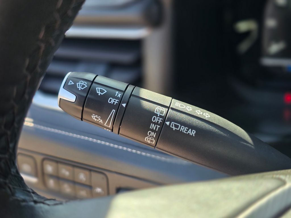 2023 GMC Yukon XL Denali Ultimate - Photo 39