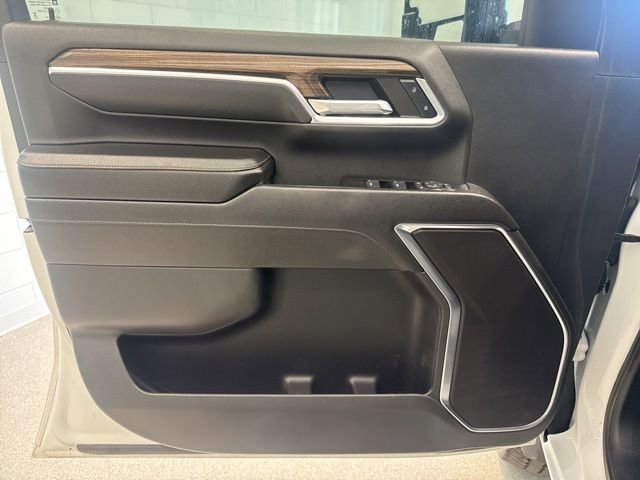 2024 Chevrolet Silverado 3500HD LT - Photo 19