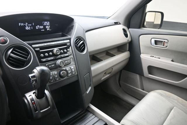 Used 2012  Honda LX image 27