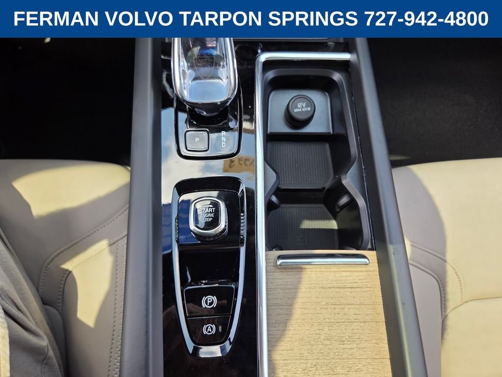 New 2026 Onyx Black Volvo Core image 28