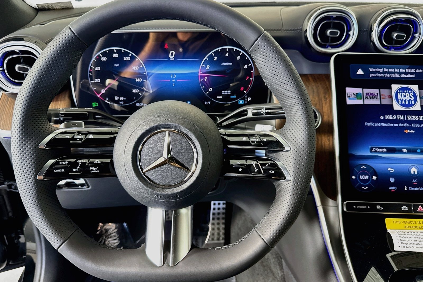 New 2027 Black Mercedes-Benz GLC 300 image 11