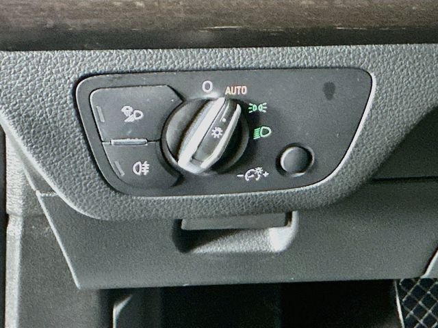 Used 2024  Audi 45 S line Premium image 12
