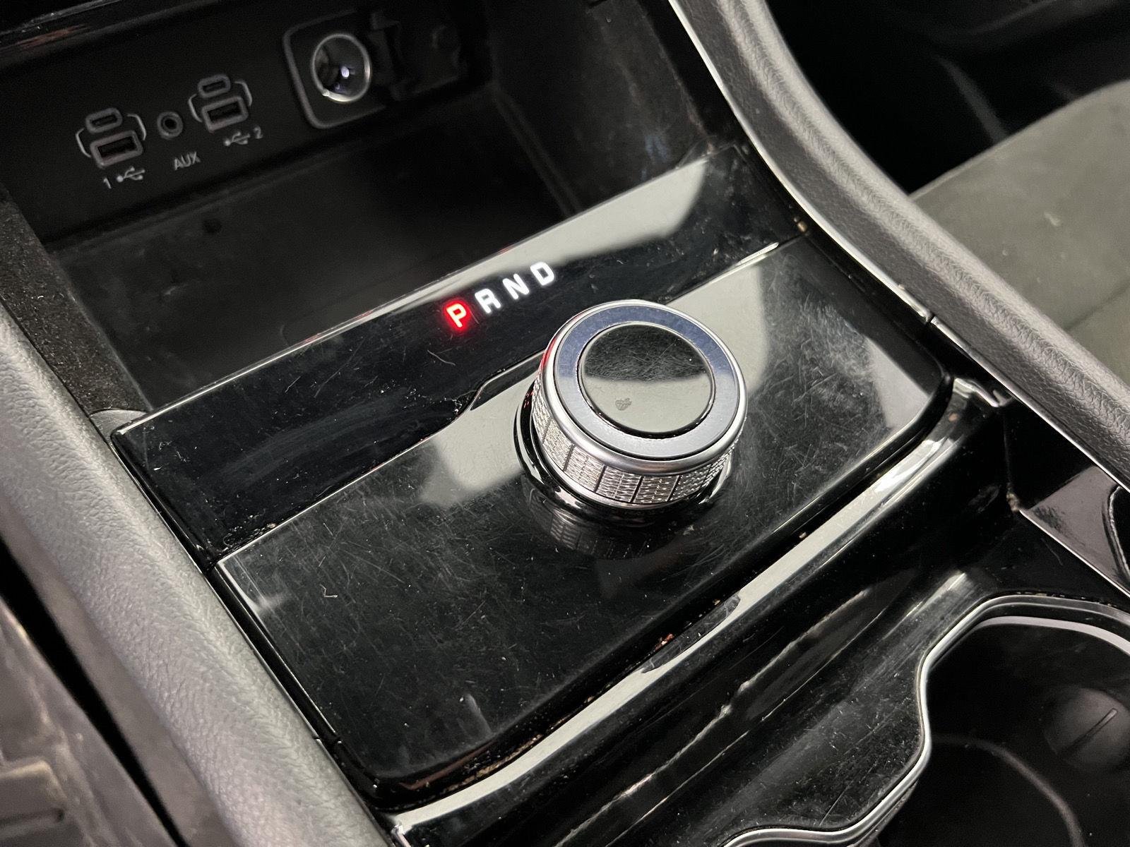 Used 2022 Bright White Clearcoat Jeep Altitude image 17