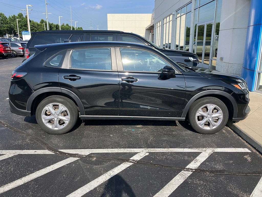 Used 2024 Crystal Black Pearl Honda LX image 4