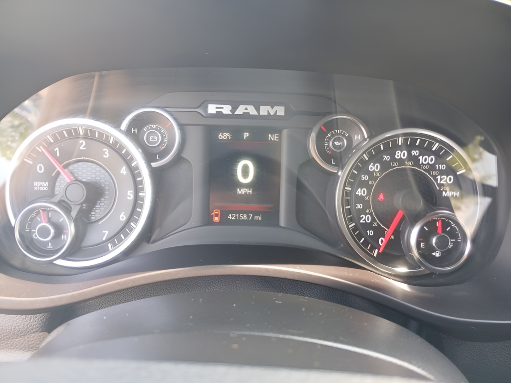 Used 2023 Silver Ram Tradesman image 15