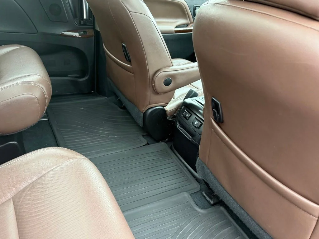 Used 2019 White Toyota Limited Premium image 41