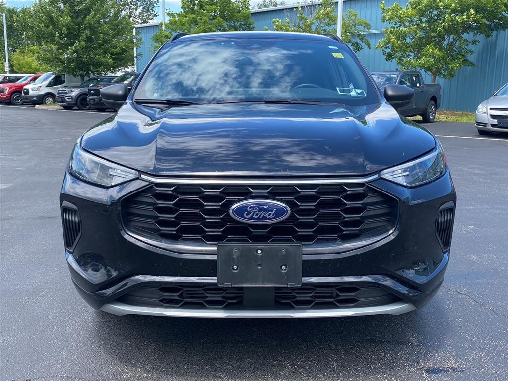 Used 2023 Agate Black Ford ST-Line image 5