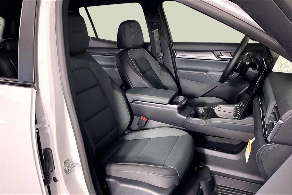 2026 GMC Terrain AT4 - Photo 12