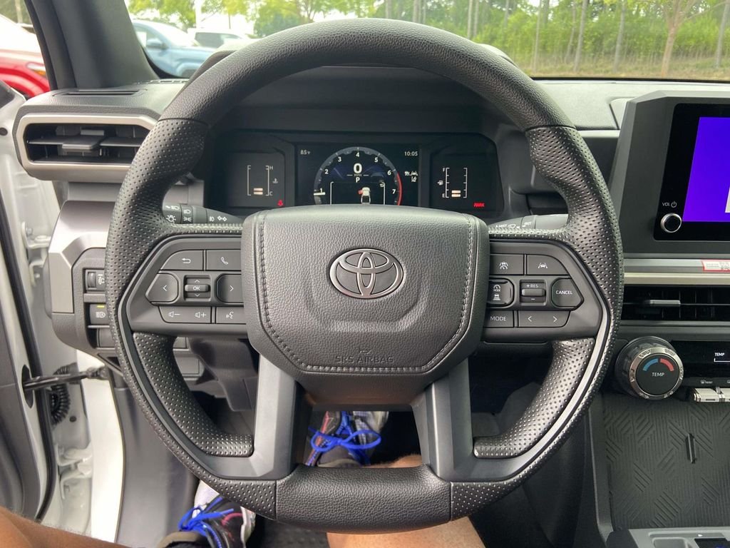 New 2026 Ice Cap Toyota SR5 image 25