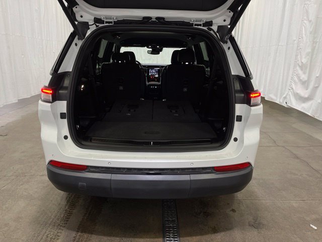 2022 Jeep Grand Cherokee L Altitude - Photo 15