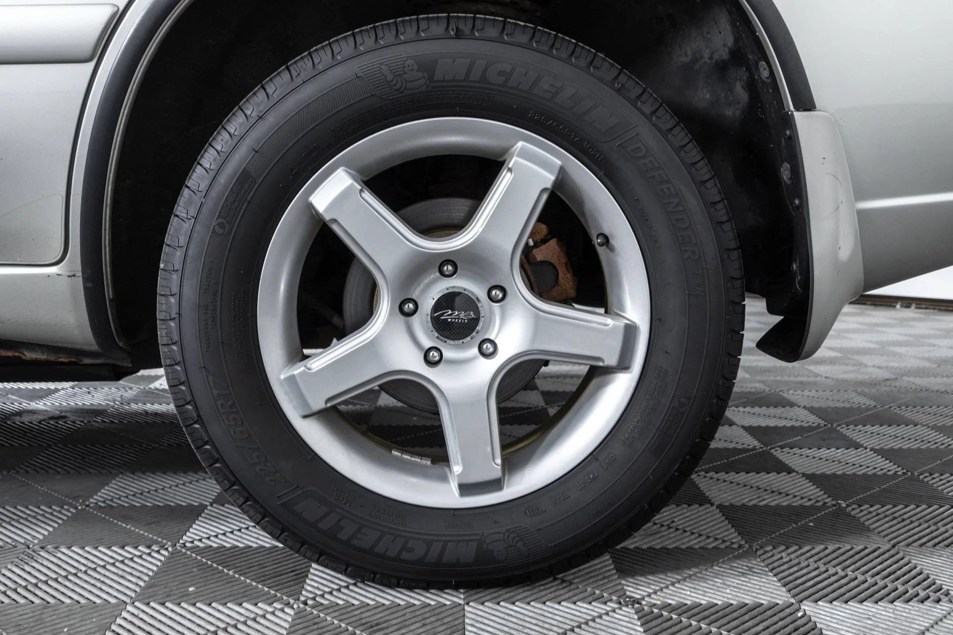 Used 2006  Toyota NA image 41