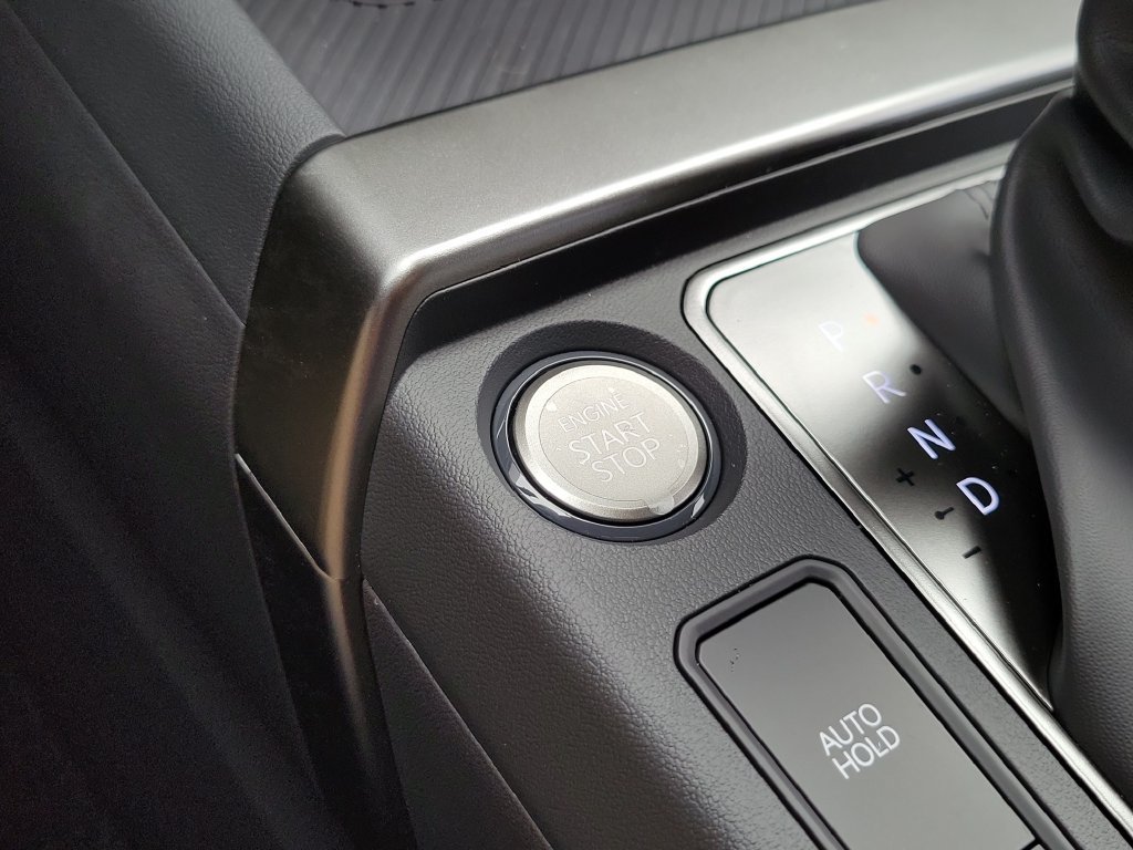 New 2027 Pale Gray Kia EX image 34