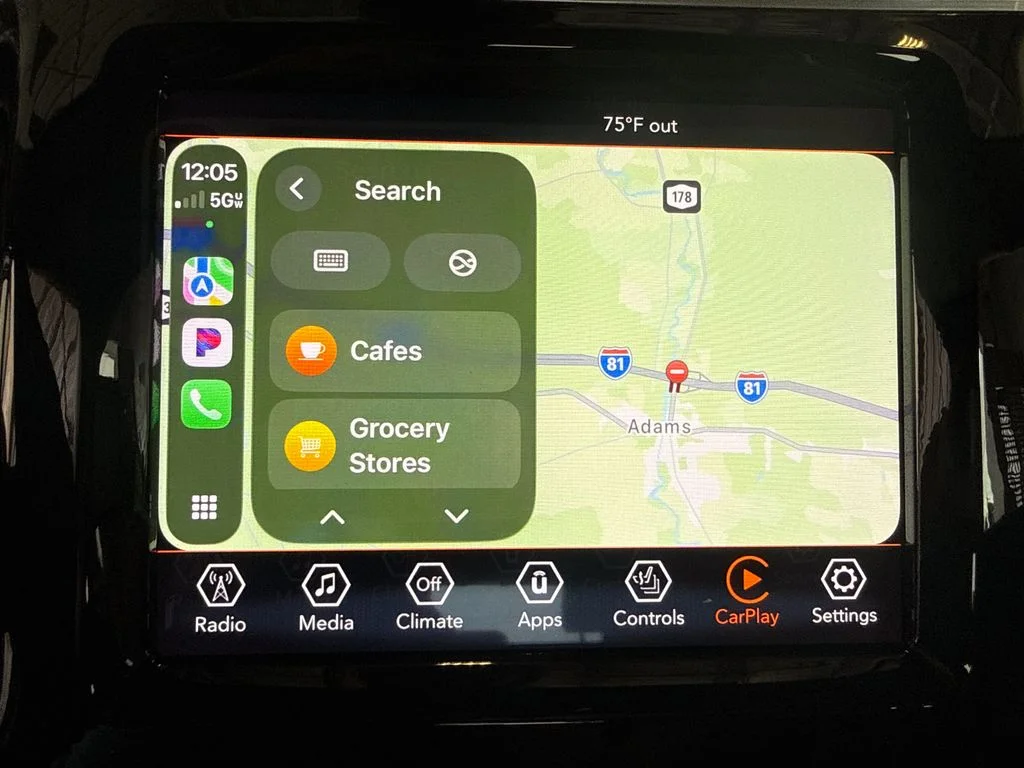 Used 2019 Black Jeep Limited image 21