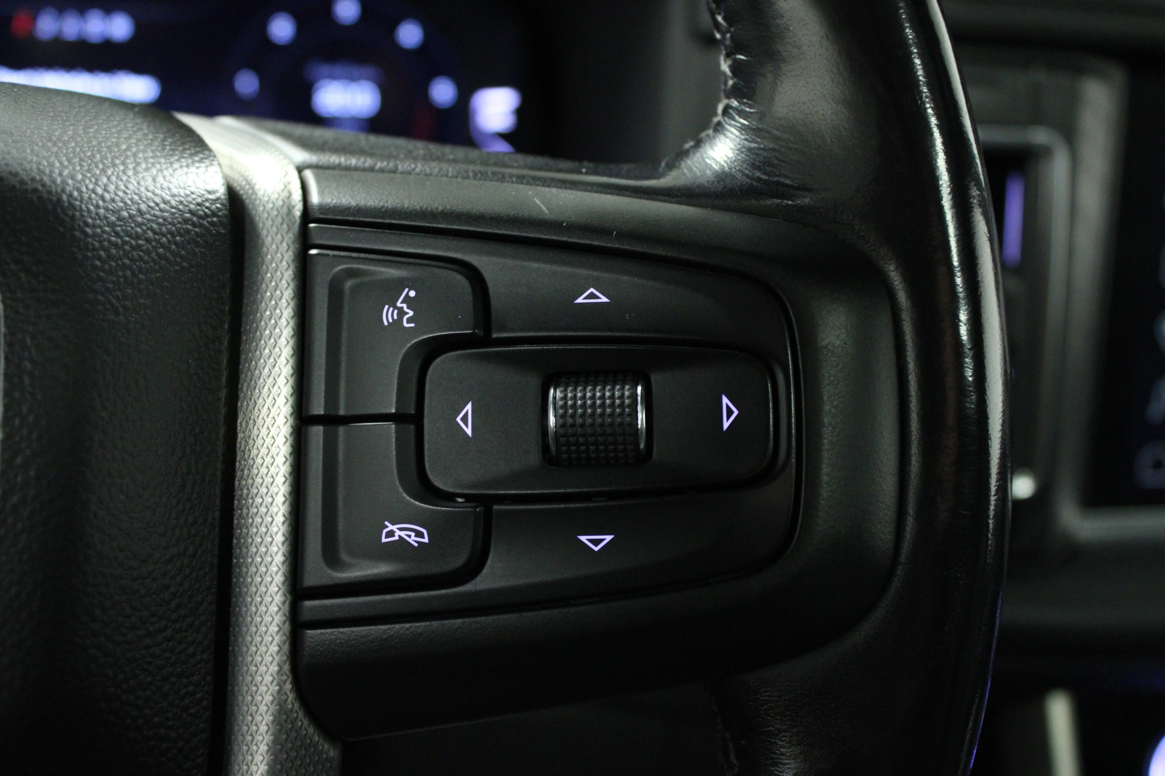 Used 2022 Midnight Blue Metallic GMC Denali image 22