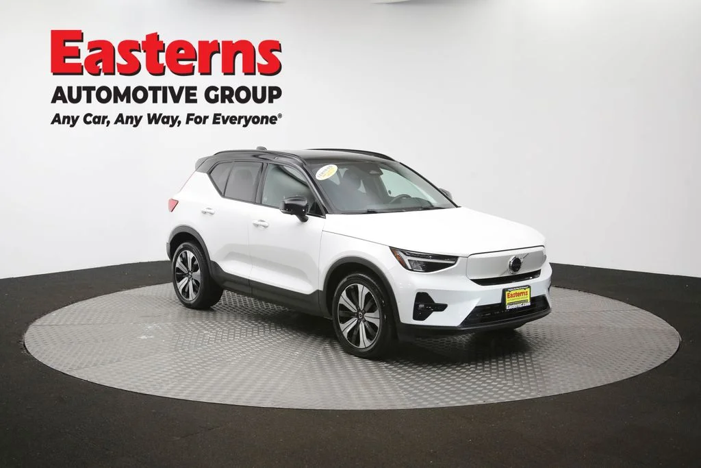 Used 2023 White Volvo Twin Plus image 43