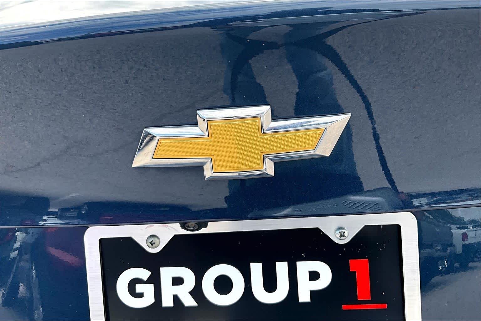 Used 2022 Northsky Blue Metallic Chevrolet LT image 31