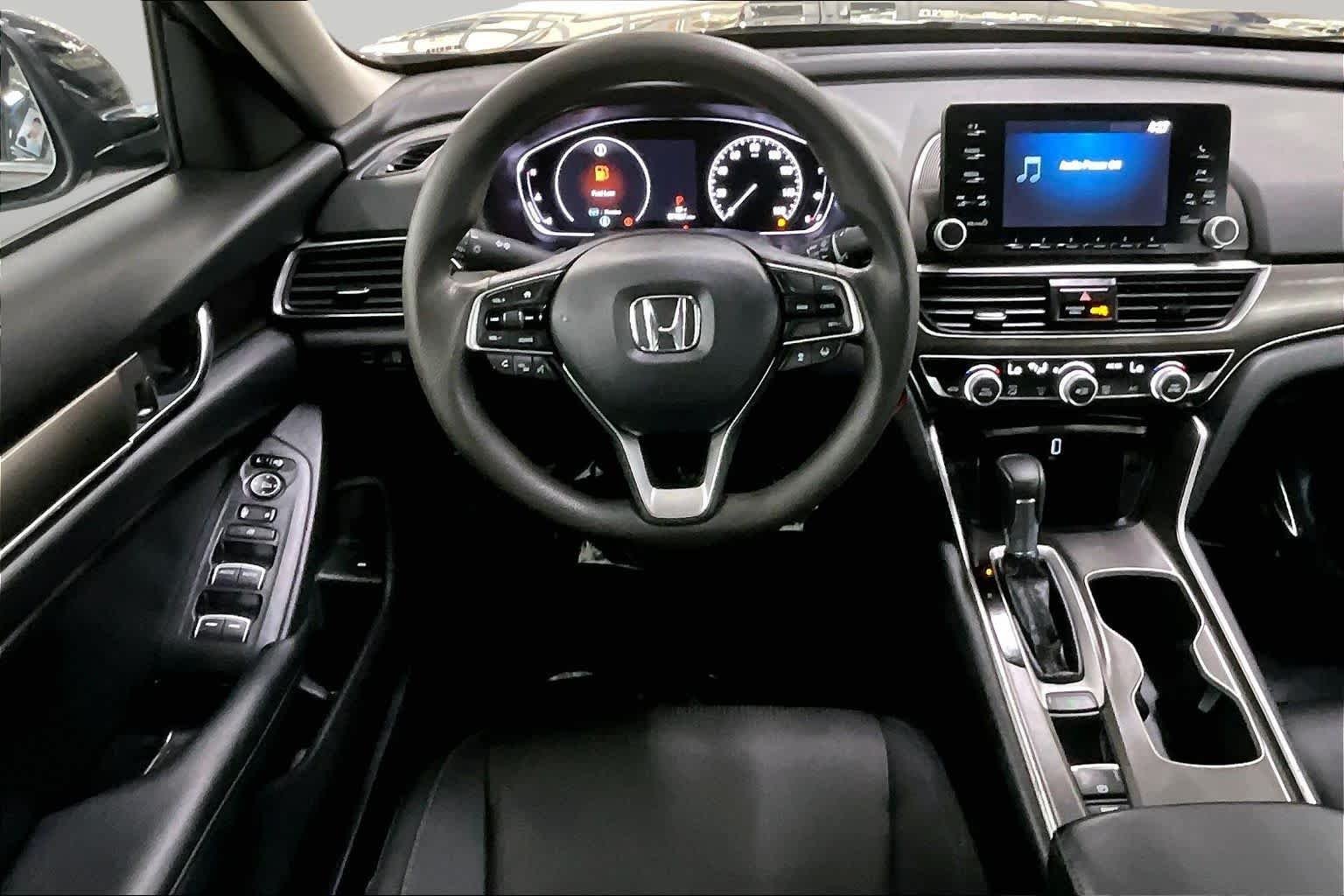 Used 2018 Crystal Black Pearl Honda LX 1.5T image 6