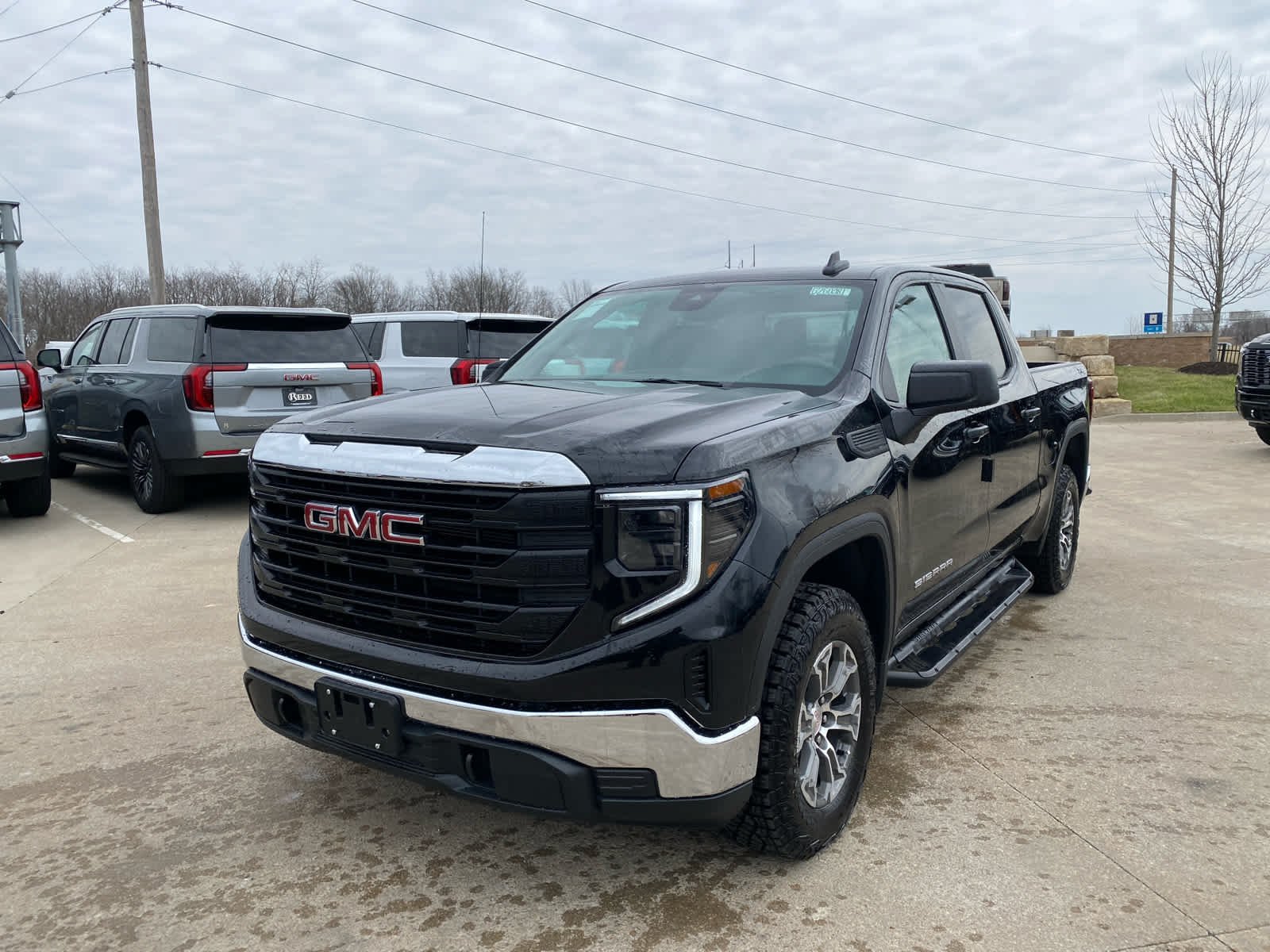 2026 GMC Sierra 1500 Pro - Photo 2