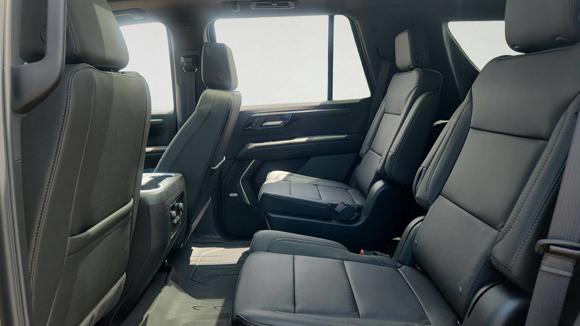 2026 Chevrolet Tahoe LT - Photo 21