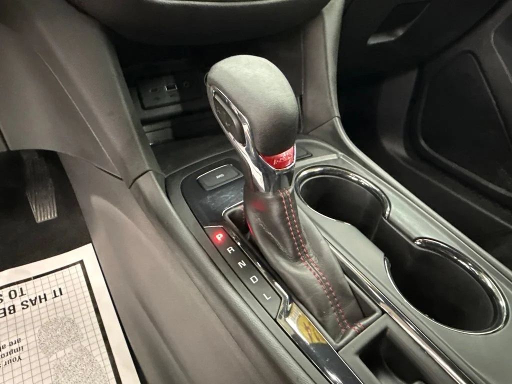 Used 2024 Summit White Chevrolet RS image 36