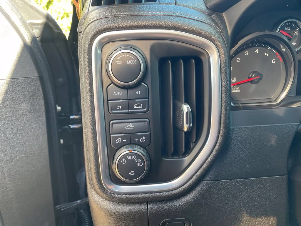 Certified Used 2022 Black Chevrolet LT image 17