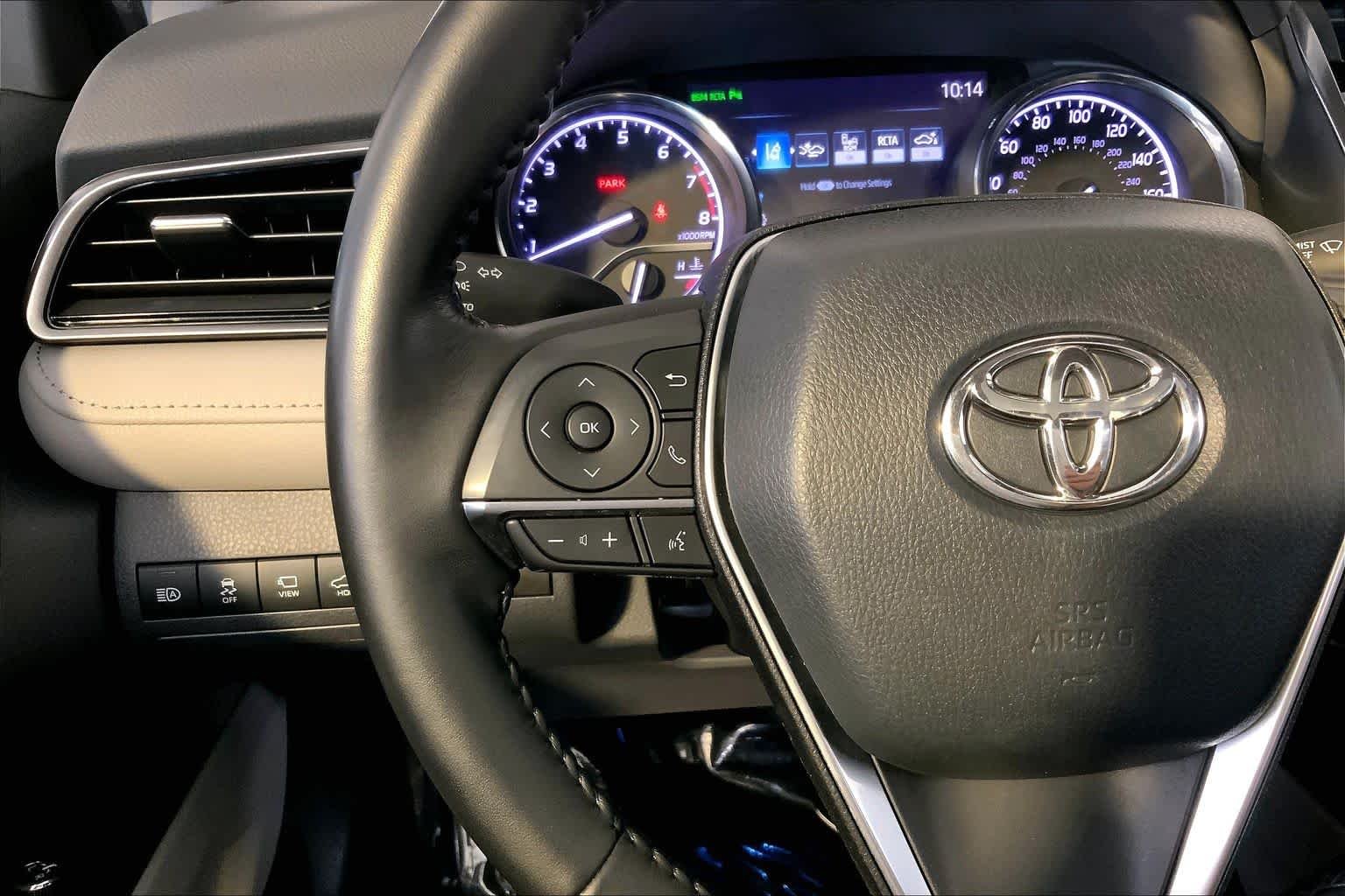Used 2019 Celestial Silver Metallic Toyota XLE image 24